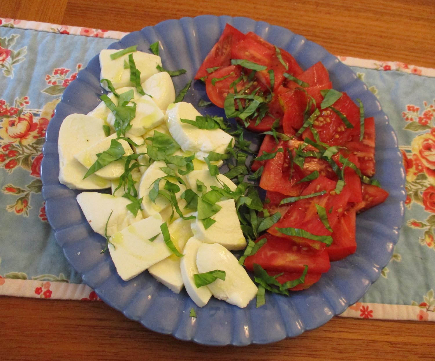 Caprese salad with basil